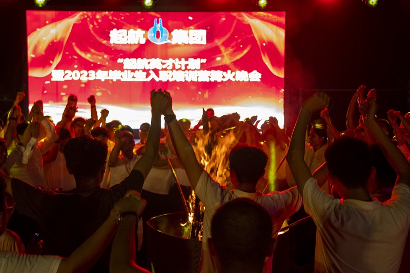 82cca7ebd95e4ebda1a2e8f92b7908a9 82cca7ebd95e4ebda1a2e8f92b7908a9